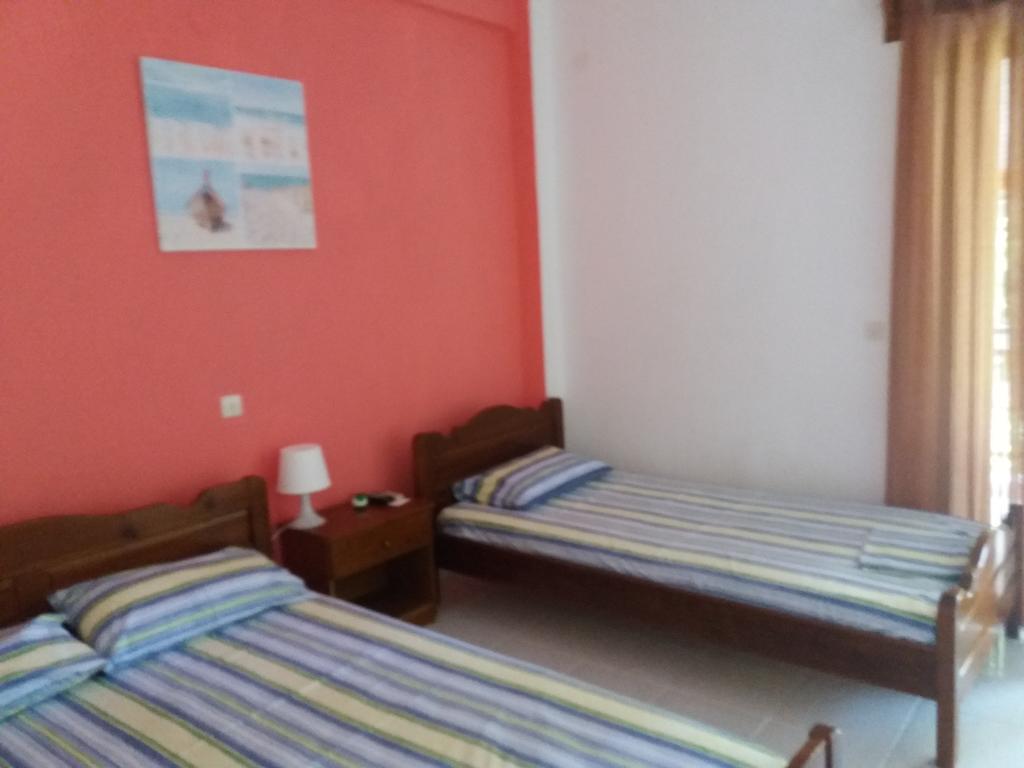 Georgoulas Apartments Paralia Skotinis Luaran gambar